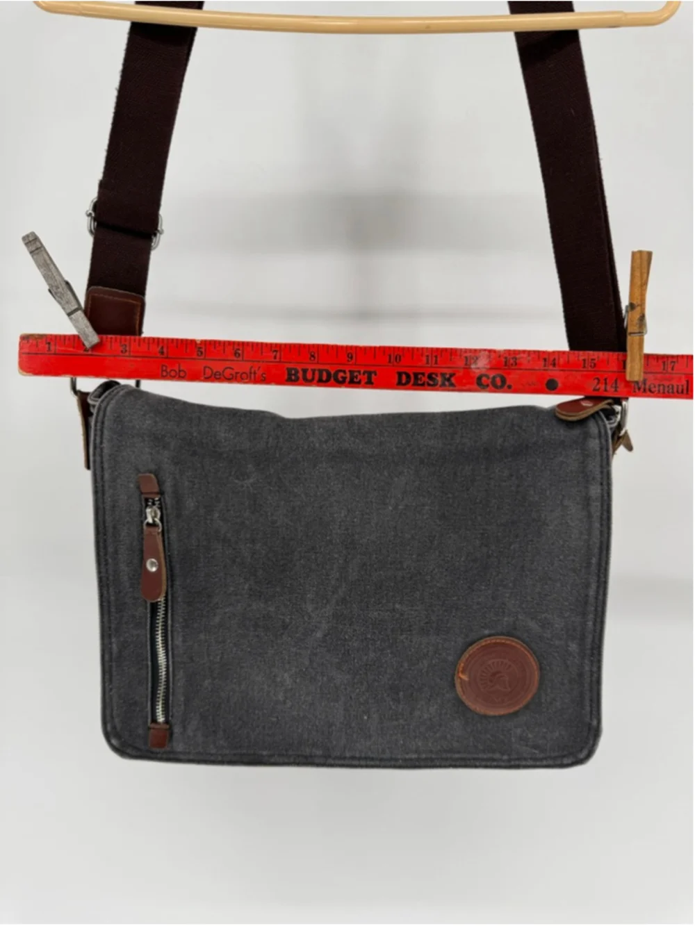 Augur Strauss & Co Gray Messenger Bag One Size with Brown Accents